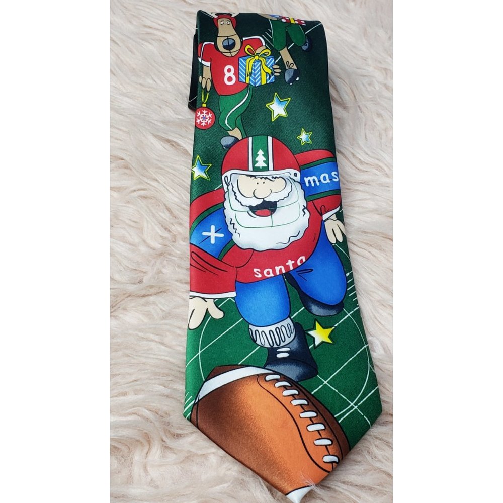 HOLIDAY COLLECTION "NOEL" SANTA PLAYING FOOTBALL NECK TIE